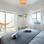 Casa Claudia - Cond Atalaia